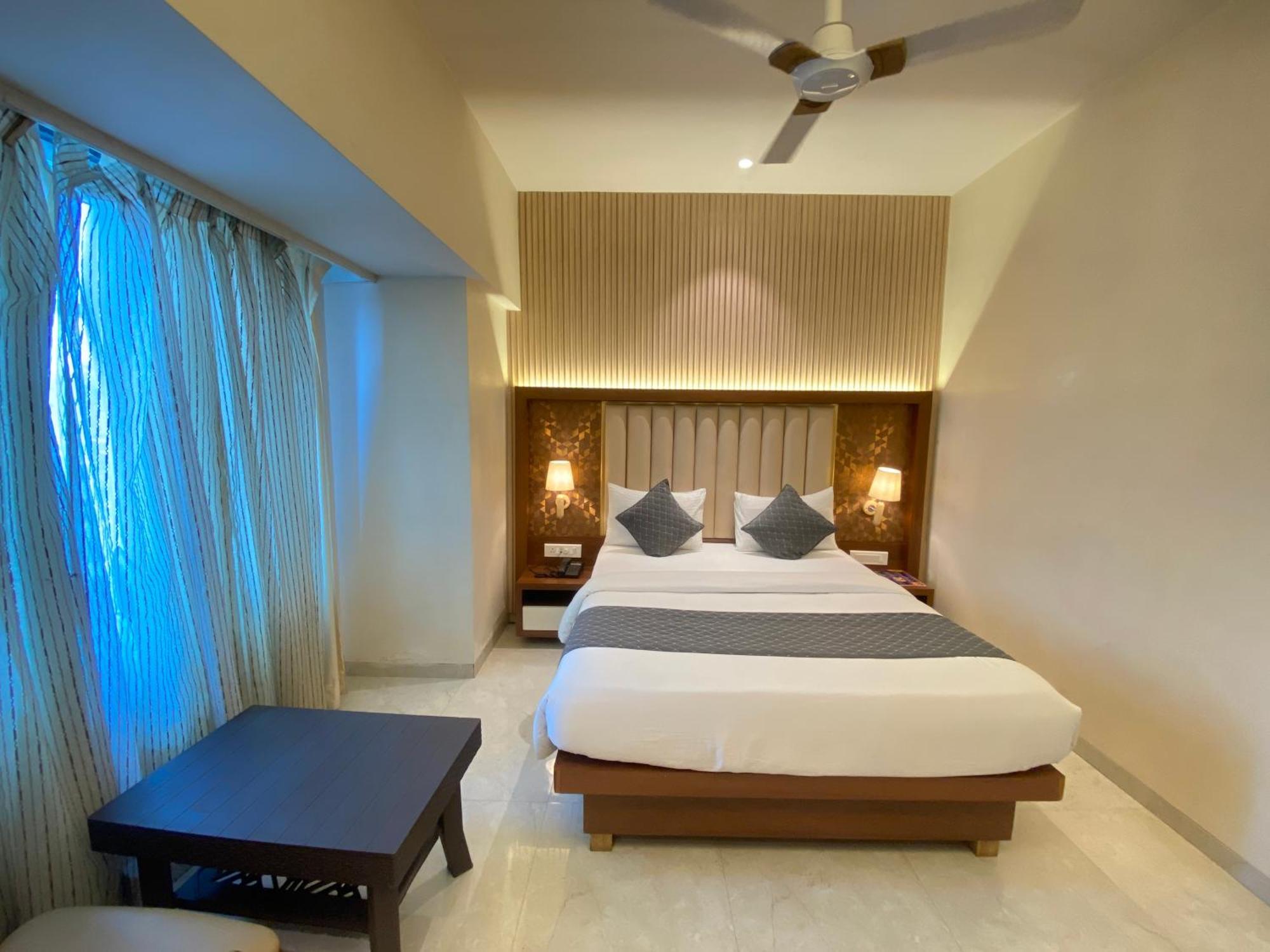 Hotel Czar Inn - Vashi Navi Mumbai Esterno foto
