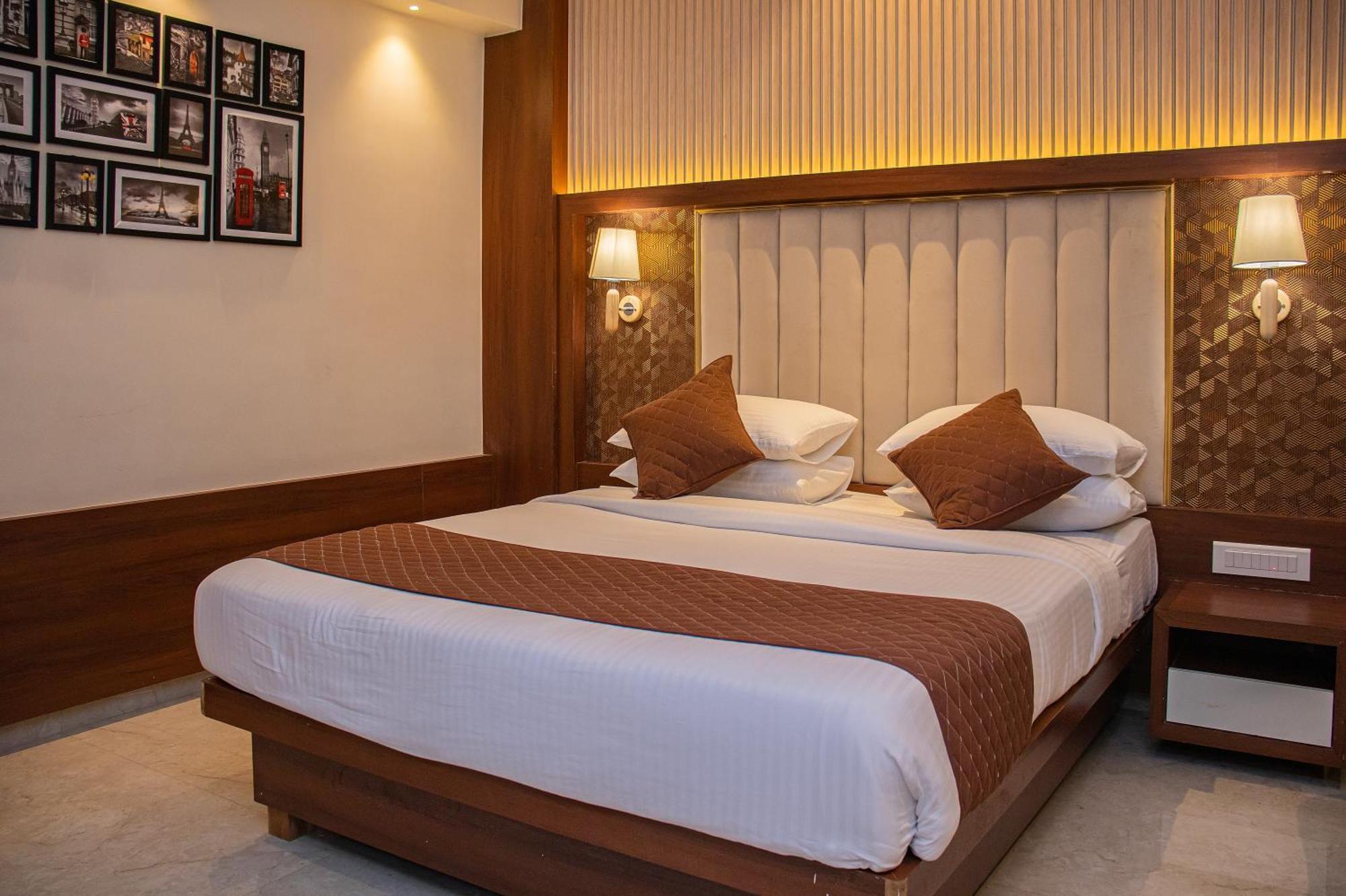 Hotel Czar Inn - Vashi Navi Mumbai Esterno foto