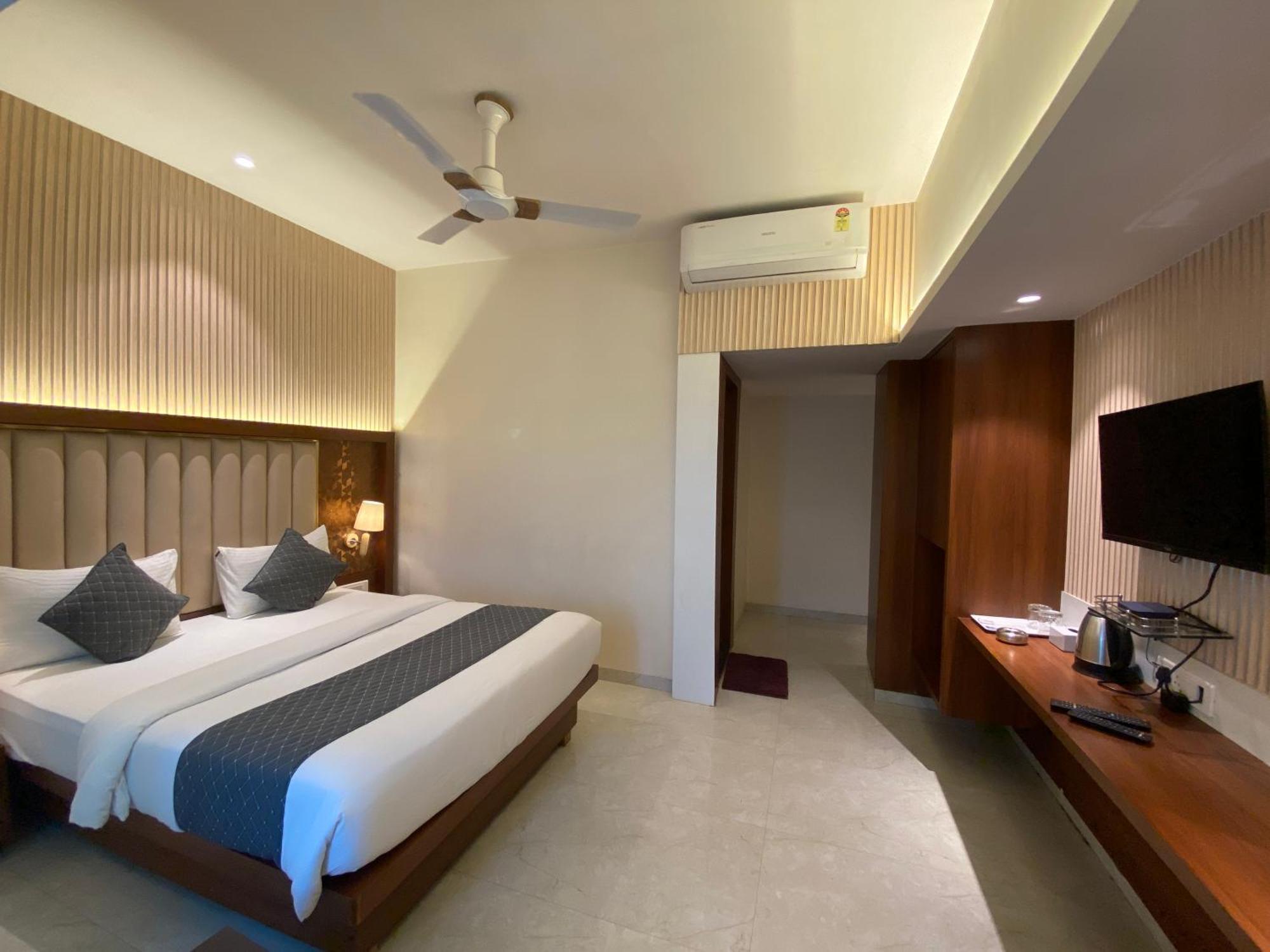 Hotel Czar Inn - Vashi Navi Mumbai Esterno foto