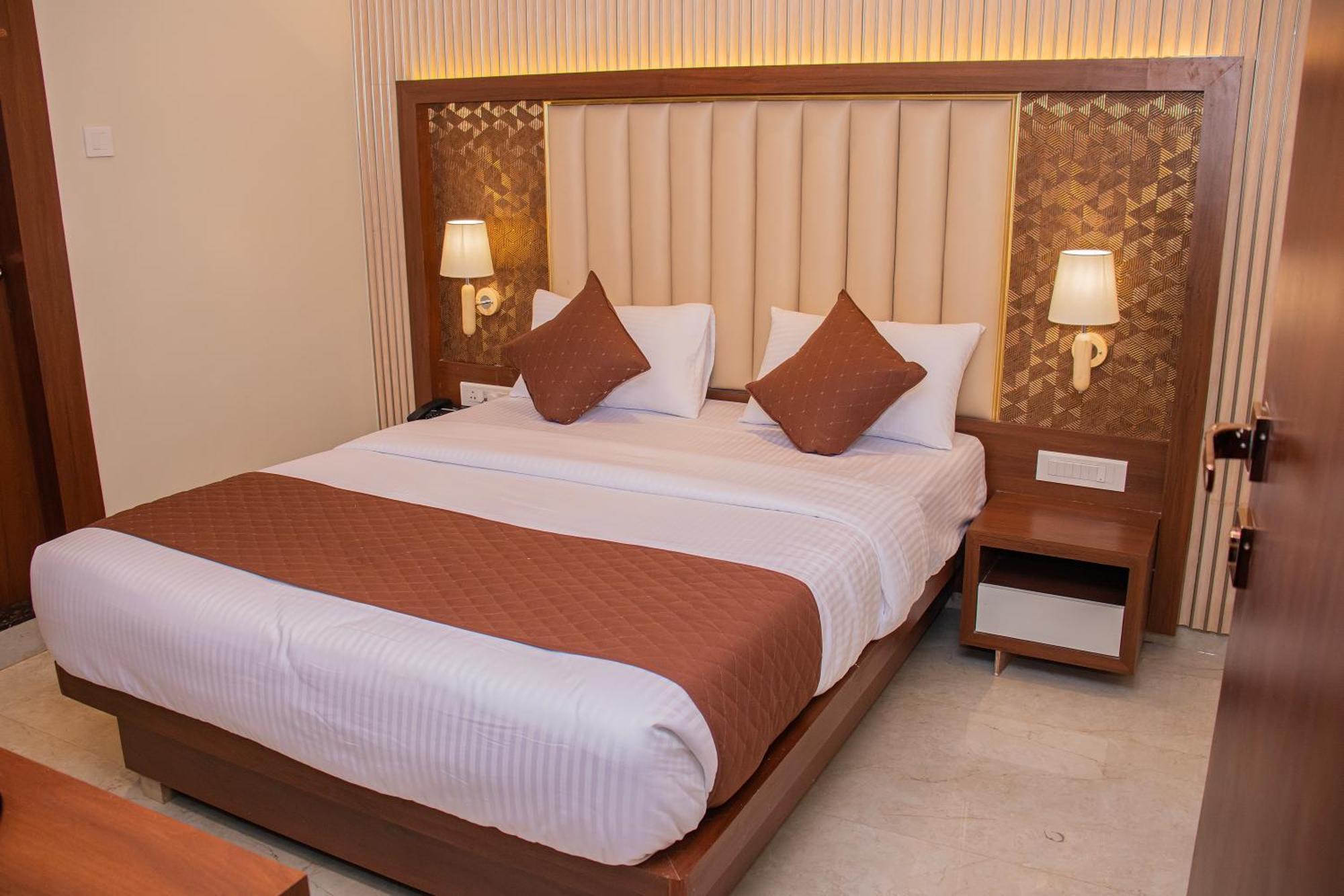 Hotel Czar Inn - Vashi Navi Mumbai Esterno foto